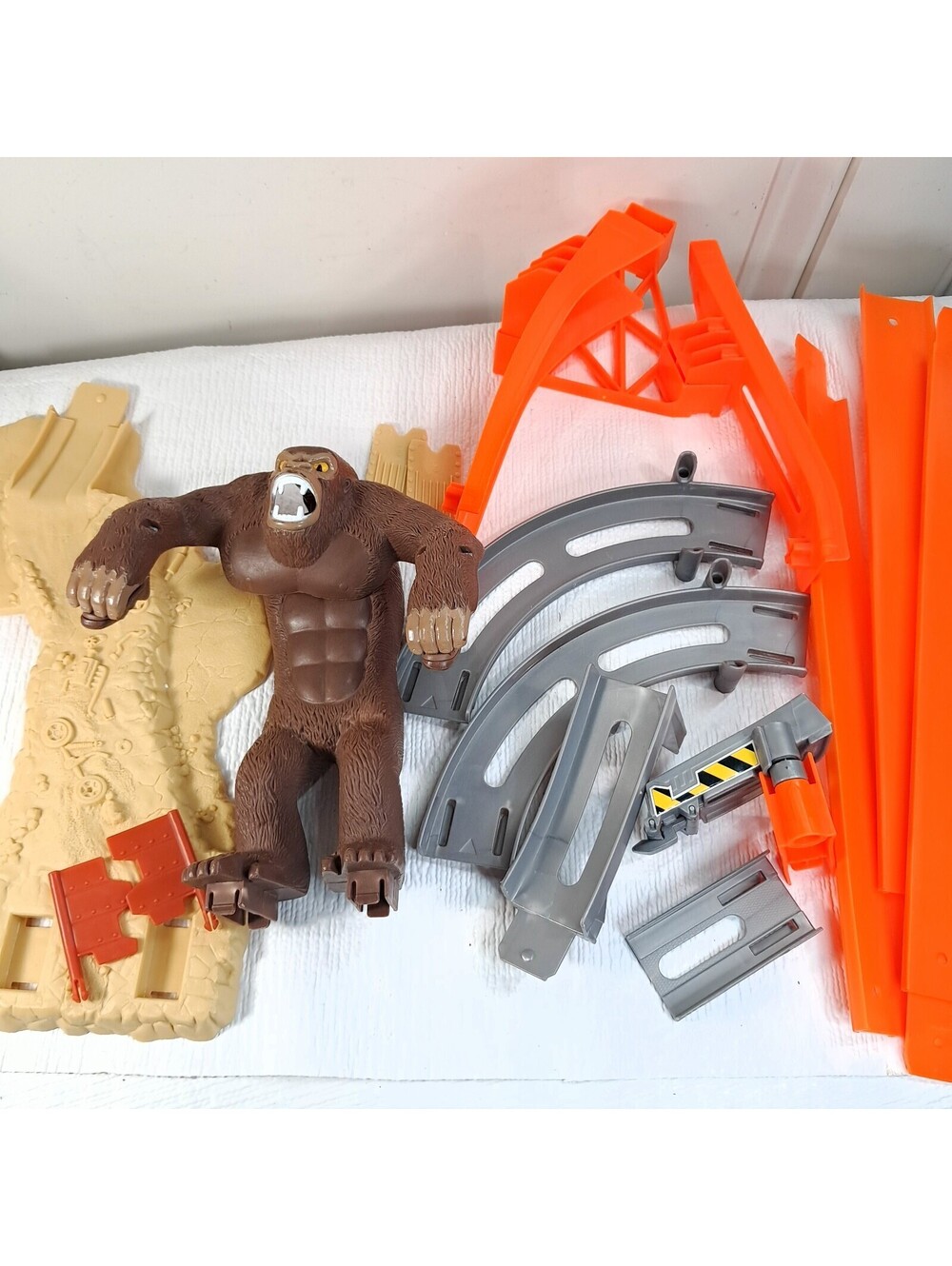 Hot Wheels Gorilla takedown attack Wall tracks hotwheels R6511 PARTS Vintage